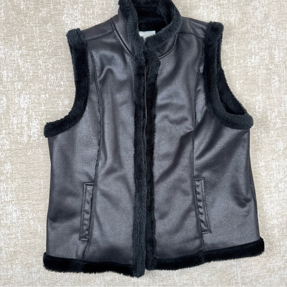 Jaclyn Smith Black Faux Leather Fur Lined Vest L Formal Casual Parth Goth Moto